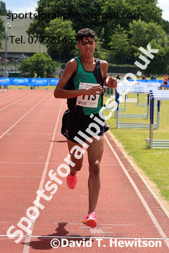 Senior Mens 5000 metres, 2024 Northern Senior and Under-20s Track and Field Champs, Middlesbrough.  Photo: David T. Hewitson/Sports for All Pics